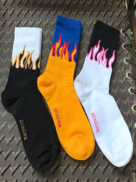 

flame mid tube skateboard socks mens womens street hip hop socks designer sports socks long cotton fashion couple sock4026332, Black