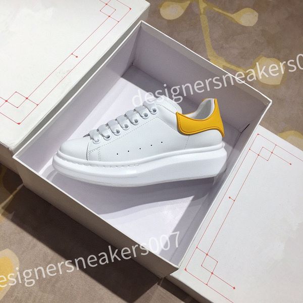 

2023 new luxurys designer running shoes fashion channel sneakers women lace-up sports shoes casual trainers classic sneaker woman hl210208, Black