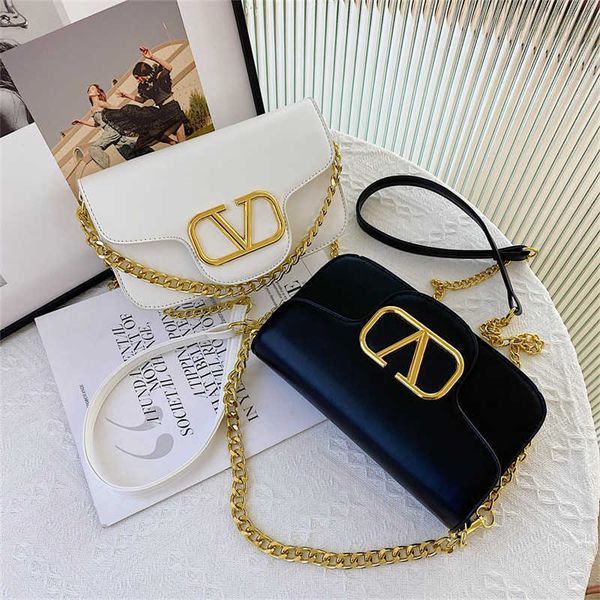 

baonv new texture handheld small design shoulder high grade crossbody bag