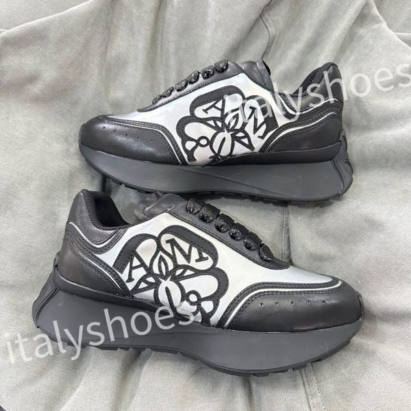 

2023 new luxurys reflective leather dad shoes space stitching material sneakers designer sneakers modern autumn winter trendy shoe xsd230403, Black