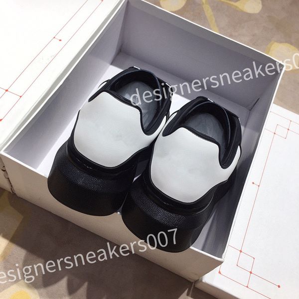 

2023 luxury designer running shoes fashion channel sneakers women lace-up sports shoes casual trainers classic sneaker woman hl210208, Black