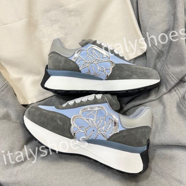 

2023 new r trainer skate shoes run fashion sneakers women men sports shoe chaussures casual classic sneaker woman xsd230404, Black