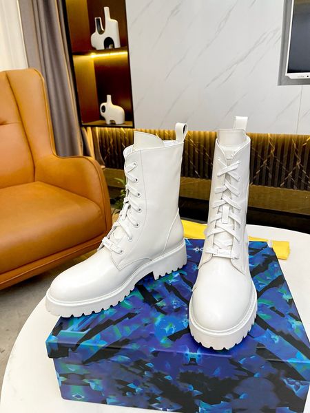 

2023 australia australian classic warm boots womens mini half snow button boot winter full fur fluffy 0719, Black