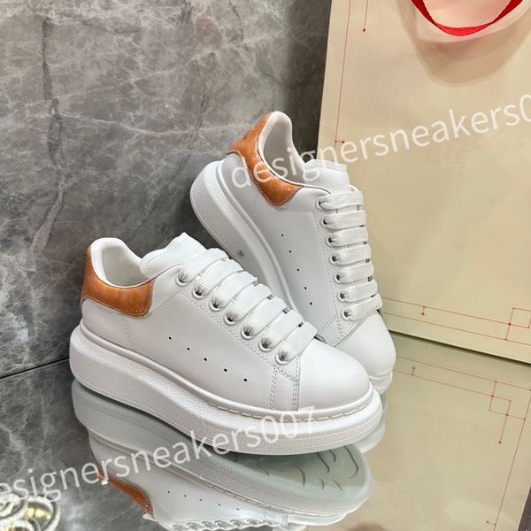 

new luxury mens old daddy shoe sneakers fashion trend designer brand classic pure black non-slip outsole outdoor street xsd221105