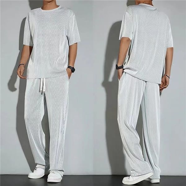 

mens tracksuits ice silk sports set summer thin track casual pants short sleeve tshirt quick drying 230718, Gray