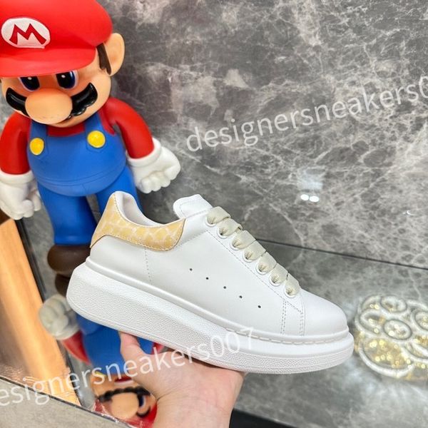 

2023 luxury mens old daddy shoes sneakers fashion trend designer brand classic pure black non-slip outsole outdoor street xsd221105