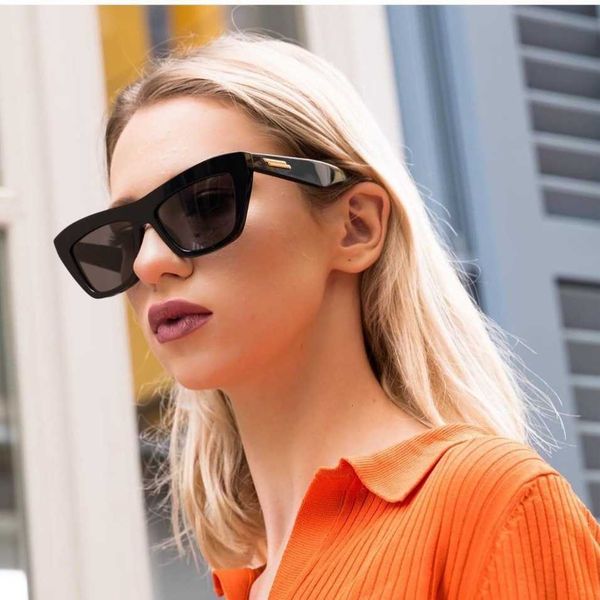 

fashion bb sunglasses letter b 2022 new b plate cat's eye sunglasses ins net red same face small bv1121 with logo box, White;black