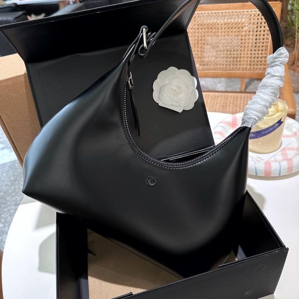 

middle ancient crescent moon bag, underarm bag, one shoulder portable