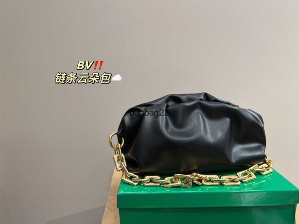 

bottegaz bag ladies bottegaz leather bags 2023 bag venetas girl designer pouchs thick cloud chain pouch pillow soft handbags handbag underar