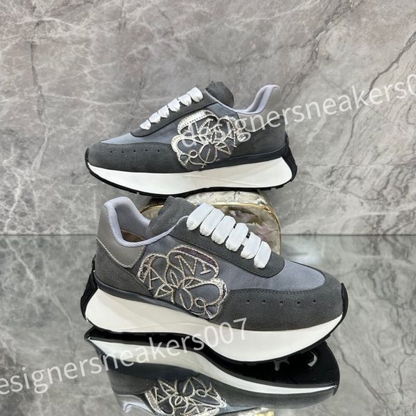 

designer men causal shoes fashion woman leather lace up platform sole sneakers white black mens womens sneaker xsd221108
