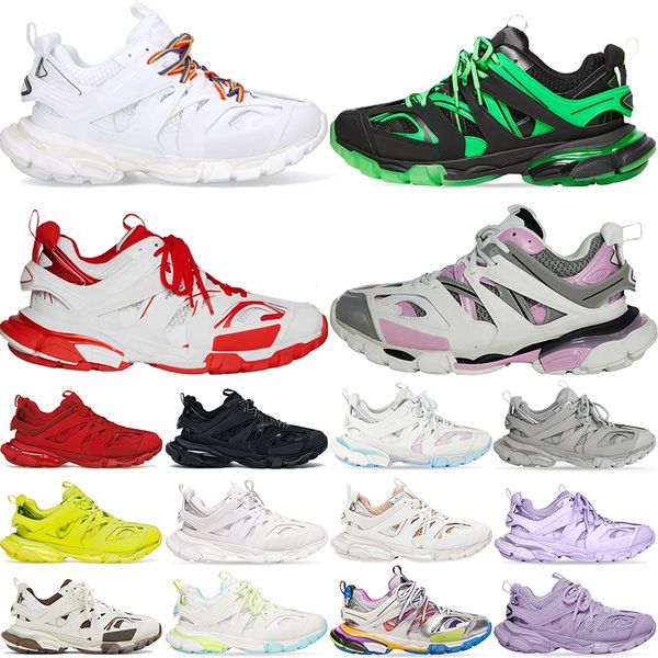 

2023 new track 3.0 triple s casual shoes paris luxury triple black white casual shoes fashion platform sneakers tess s. men women balenciga, White;red