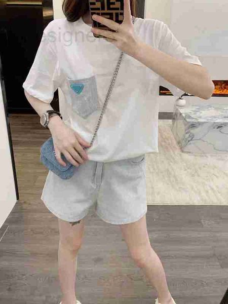 

women's tracksuits designer design sense pocket triangle short sleeve t-shirt 23 summer new high rise denim shorts set i704, Gray