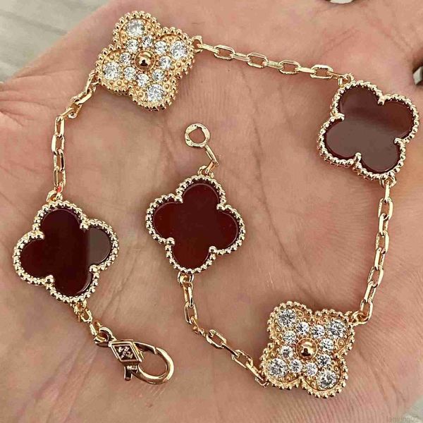 

designer bracelet clover clovers luxury pearl leaf gold laser brand bangle charm bracelets necklace earrings 105vw, Golden;silver