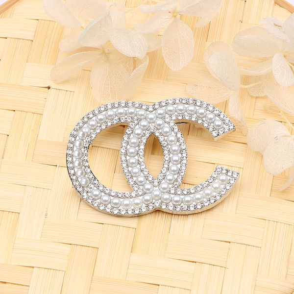 

20style brand designer c double letter brooches women men luxury diamond pearl brooch pin metal fashion jewelry accessories, Gray