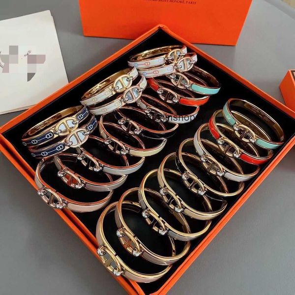 

aher mas designer luxury brand enamel bracelet luxury designer bracelets enamel pig nose bracelet colorless h letter couple rose gold light, Black