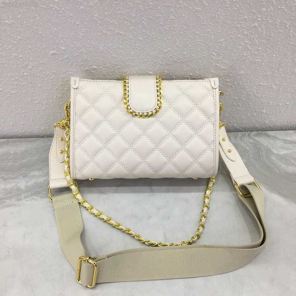 

designer luxury quilted leather women's crossbody bag odm oem custom wholesale flap fashion ladies shoulder