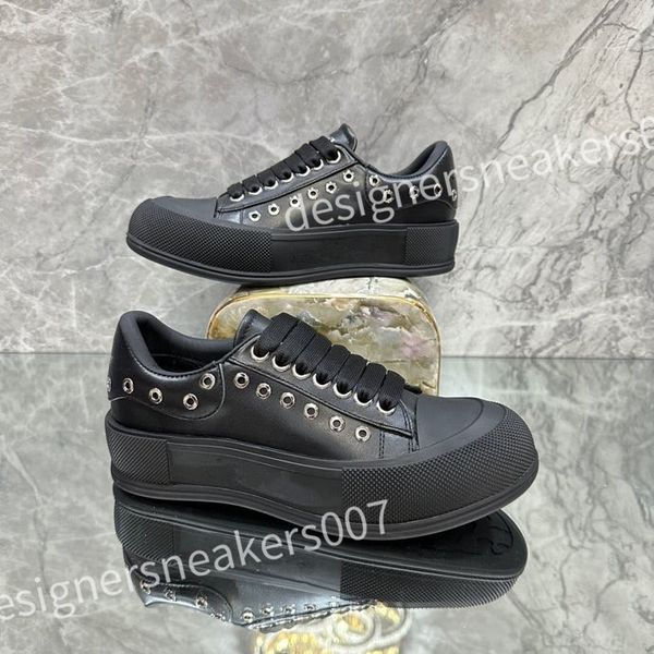 

new luxurys designer men causal shoe fashion woman leather lace up platform sole sneakers white black mens womens sneaker xsd221111