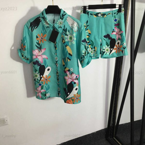 

womens designer tracksuits girl casual set size s-l 2pcs flower print lapel short sleeved shirt and high waisted shorts july15, Gray