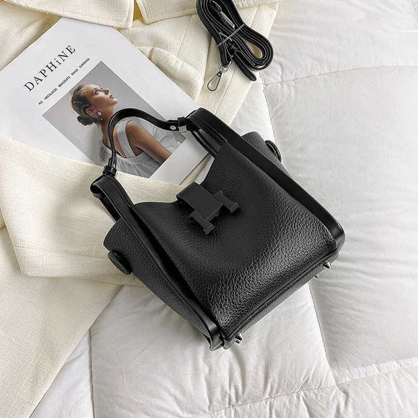

luxury picotin lock bag women's textured new 2023 summer vegetable basket fashion network red handheld bucket one shoulder crossbody m5