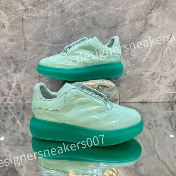 

2023 new luxurys designer running shoes channel sneakers women lace-up sports shoe casual trainers classic sneaker woman ccity shoe xsd22110, Black