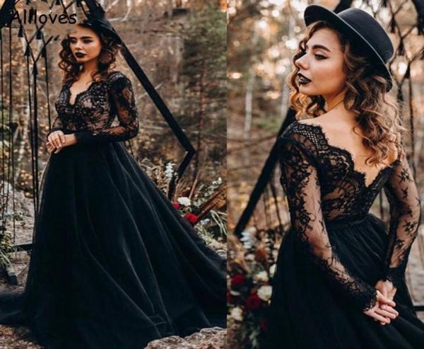 

vintage gothic black a line wedding dresses with long sleeves deep v neck open back bridal gowns lace court train bride secon4016031, White