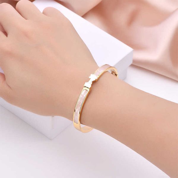 

fashion hrems bracelets for sale korean version titanium steel english artificial fritillaria clasp rose gold bracelet female anchor with p, Black