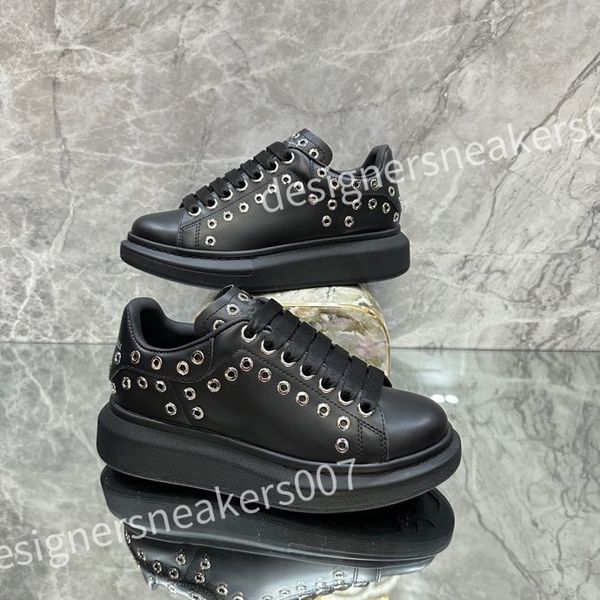 

luxury designer men causal shoe fashion woman leather lace up platform sole sneakers white black mens womens sneaker xsd221110
