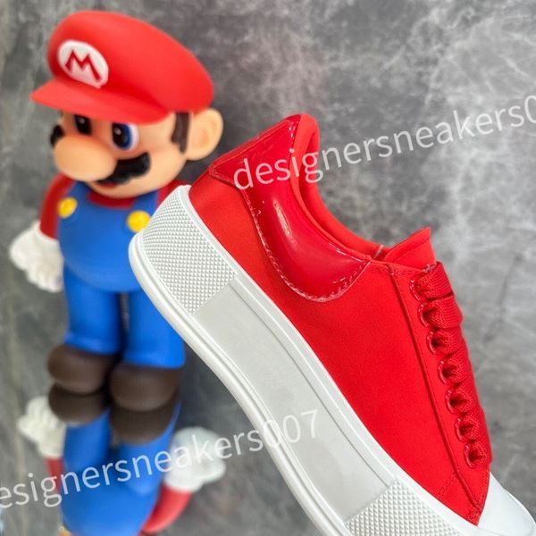 

2023 new luxurys designer men's lace-up shoe chunky sneakers white thick-soled motif casual shoes round toe multicolor platform trainer, Black