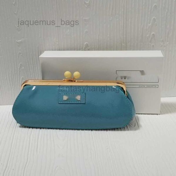 

miu bag miui cosmetic bag miu blue kiss button patent leather velvet shell cosmetic bag antique bag hand change purse wallets