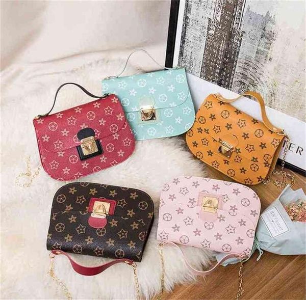 

10pcsdhl pu leather handbag girls desingers chain bag saddle bags crossbody fanny pack flip purses tik tok style designers tote m8435264, Black