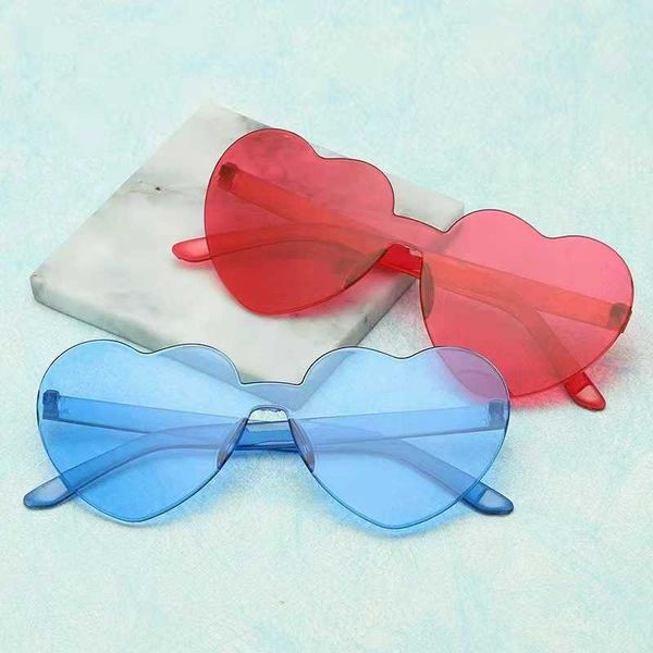 

new peach heart conventional frame color glasses women's trend polarized pc sunglasses, White;black