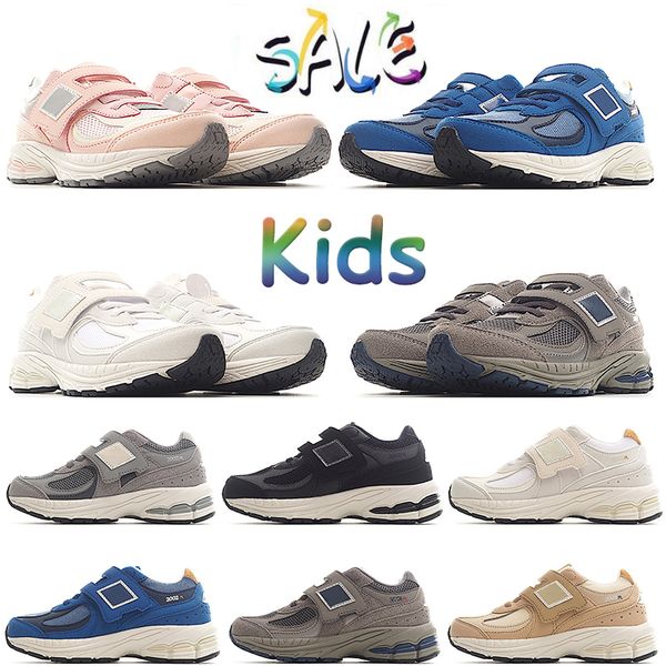 

2023 designer nb 2002r big kids shoes toddlers boys girls new running shoes children newbalance 2002 nb2002r authentic sneakers baby trainer, Black