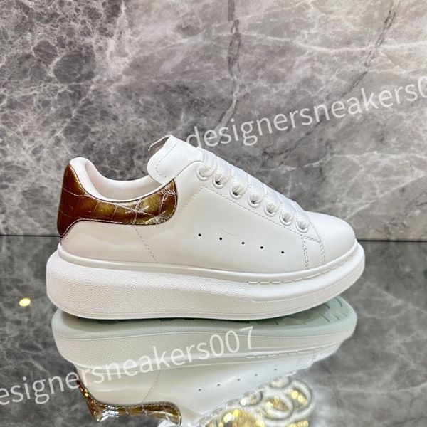 

2023 new luxury mens old daddy shoes sneakers fashion trend designer brand classic pure black non-slip outsole outdoor street xsd221105