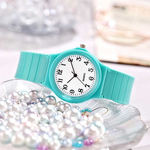 

1pc black children's watch silicone band soft small watch youth boys and girls' watch children's watch 9tcv, Slivery;golden