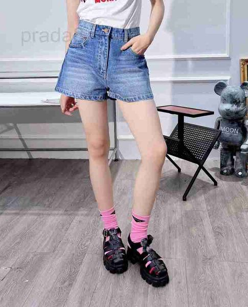 

women's shorts designer small triangle emblem denim with wrapped hips and trimmed legs for comfort, breathability, casual versatility e, White;black