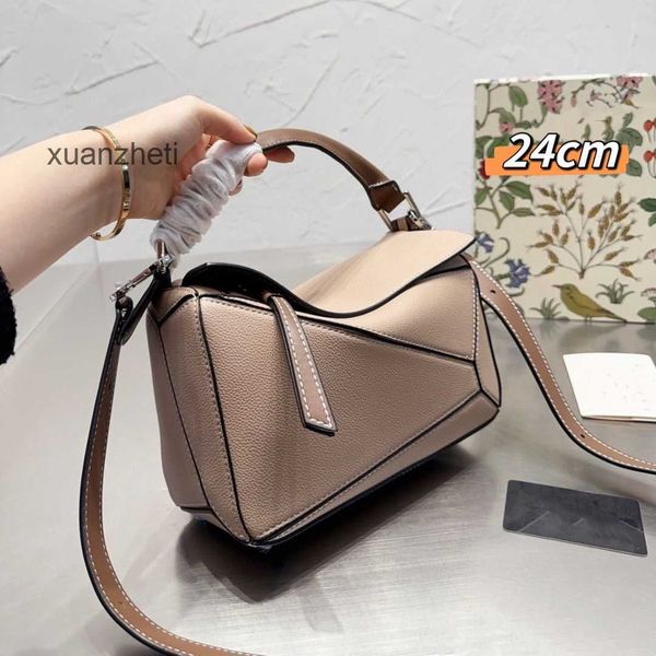 

outlet strap designer large bag men's 2023 handbags loewsbag hands checker bags women's puzzles capacity handbag leather spliced s