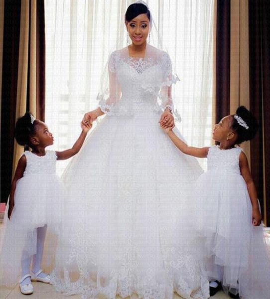 

2021 factory supply african black girls white ball gown wedding dresses with lace applique short sleeve country garden bridal gown3945624