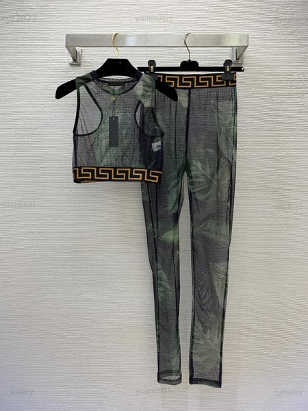 

women designer tracksuits yoga set size s-xxl 2pcs ribbon stitching with exposed belly button vest and leggings july16, Gray