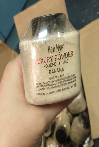 

fastben nye luxury powder 42g new natural face loose powder waterproof nutritious banana brighten1399488