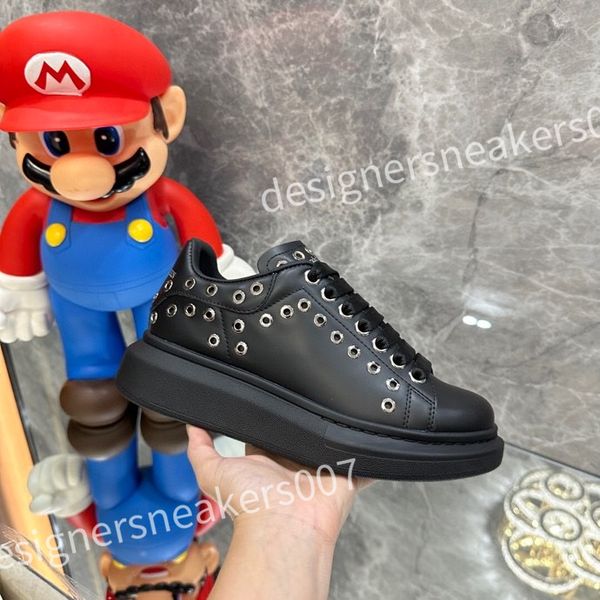 

new luxury designer men causal shoe fashion woman leather lace up platform sole sneakers white black mens womens sneaker xsd221110