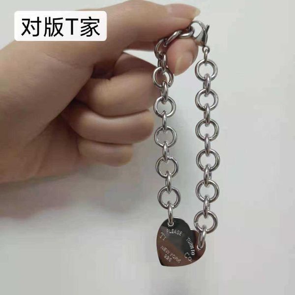 

designer new the same high version heart-shaped steel seal bracelet of tiffay is available for both men and women's love lovers, Black