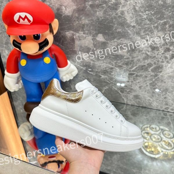 

new luxury mens old daddy shoes sneakers fashion trend designer brand classic pure black non-slip outsole outdoor street xsd221105