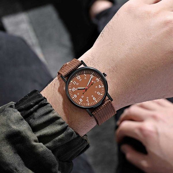 

men's watch fashion night light men's sports quartz watch men's digital watch fashion accessories decoration m530 mbe4, Slivery;golden