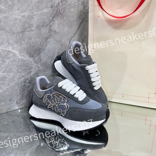 

new designer men causal shoes fashion woman leather lace up platform sole sneakers white black mens womens sneaker xsd221108