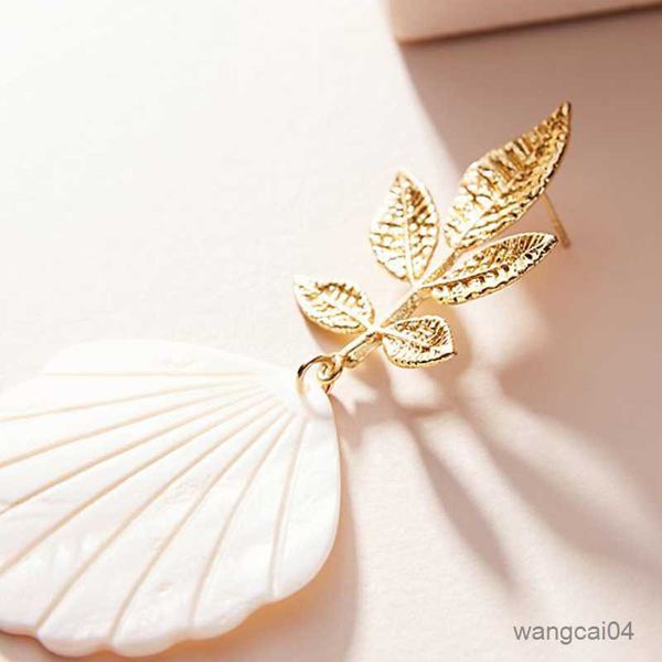 

charm vintage metal leaves dangle earrings french style long pendants drop earrings women enamel shell pendant earrings jewelry r230719, Golden