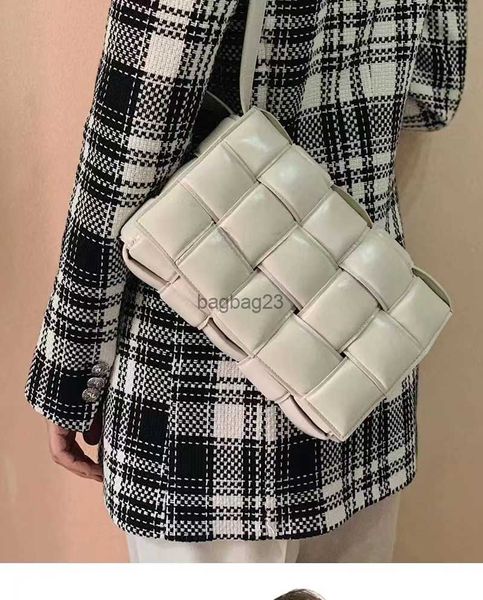 

bottegaz bag ladies bags designer 2023 venetas bag girl cassette green woven large plaid pillow single shoulder crossbody tofu casual small