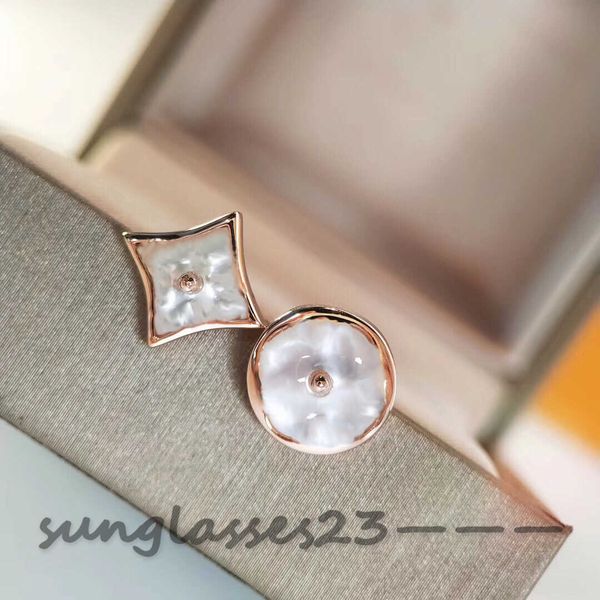 

mandarin duck stud earrings, optional matching, diamond-shaped white shell stud earrings, designer luxury stud earrings earrings, version, Golden;silver