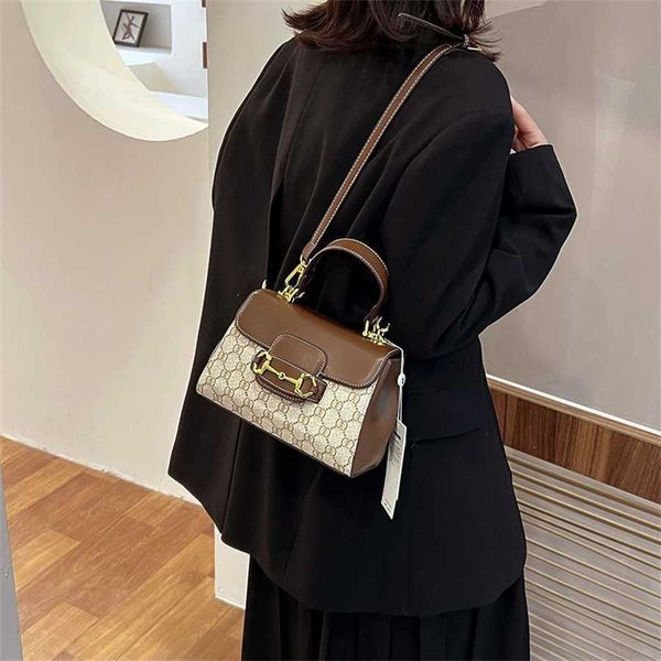 

bag 10% off bag designer a niche retro new women's crossbody high-end versatile and fashionable small square bag