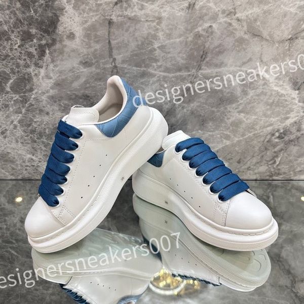 

new luxurys mens old daddy shoe sneakers fashion trend designer brand classic pure black non-slip outsole outdoor street xsd221105