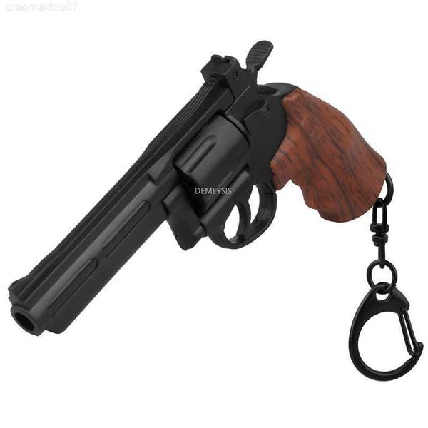 

key rings tactical keychain 1 4 mini revolver pistols shape keyring shooting gun weapon plastic key ring rotating magazine gift decoration l, Slivery;golden